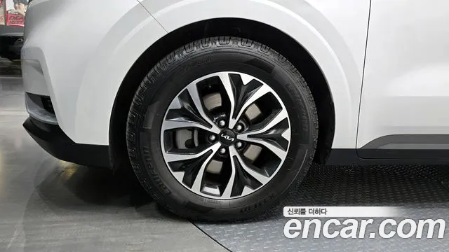 Kia Canival Carnival 4 поколение Дизель 9 мест Prestige — Фото автомобиля 5