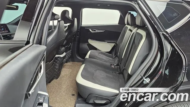 Kia EV6 — Фото автомобиля 11