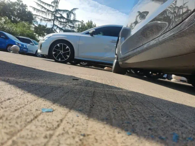 Tesla Model 3 — Фото автомобиля 20