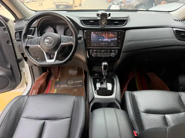 Nissan X-Trail — Фото автомобиля 6