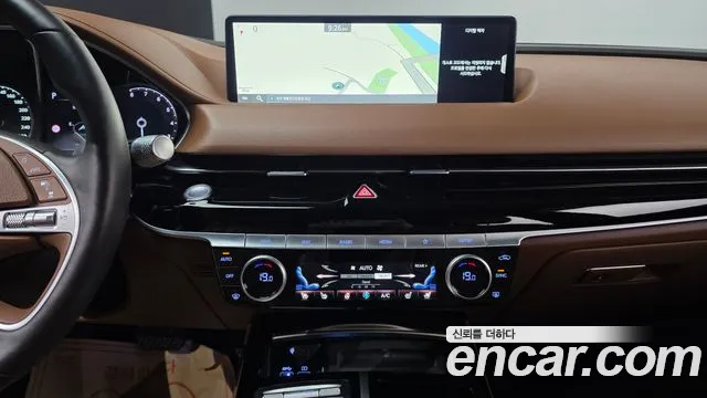 Genesis G80 Бензин 2.5 турбо 2WD — Фото автомобиля 13