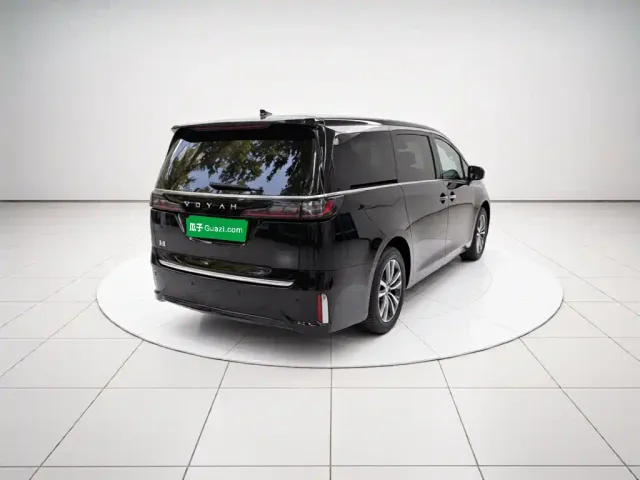 Voyah Auto Voyah Dreamer 2022 Low Carbon Edition Home — Фото автомобиля 4