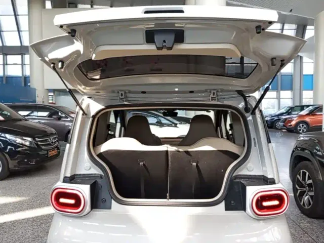 Wuling Hongguang Mini EV — Фото автомобиля 18
