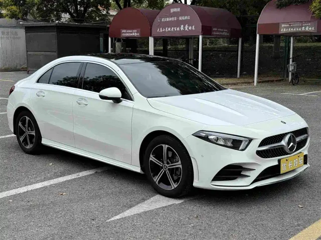 Mercedes-Benz A-Class — Фото автомобиля 4