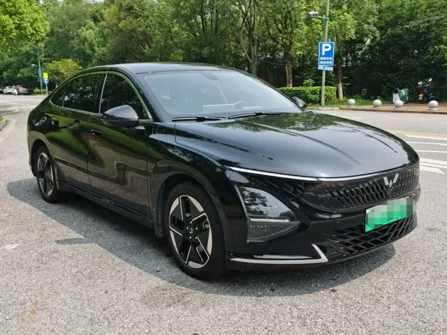 Wuling Starlight — Фото автомобиля 3