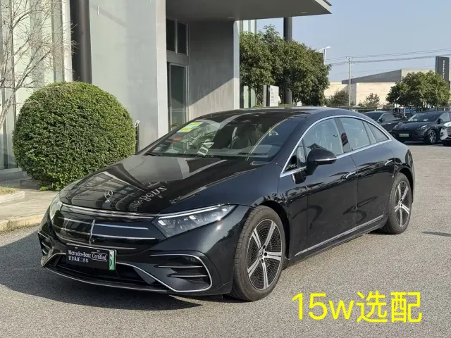 Фотография автомобиля — Mercedes-Benz EQS
