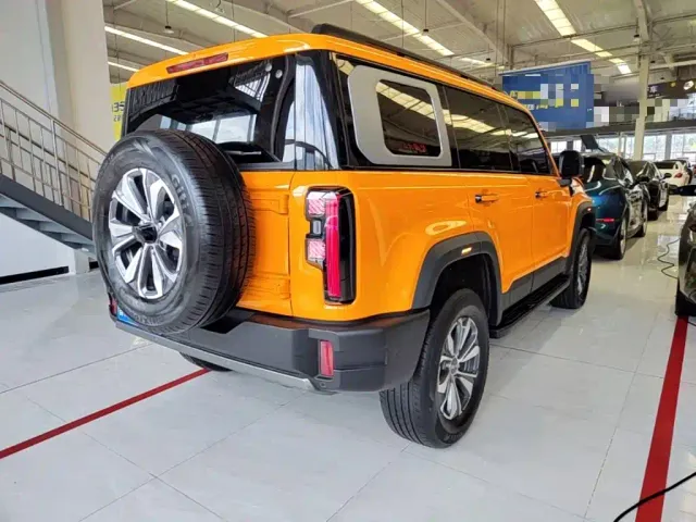 BAIC BJ40 — Фото автомобиля 6