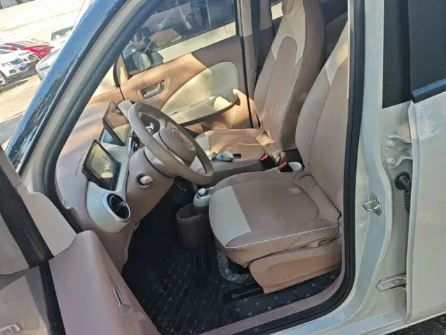 Wuling Hongguang Mini EV — Фото автомобиля 14