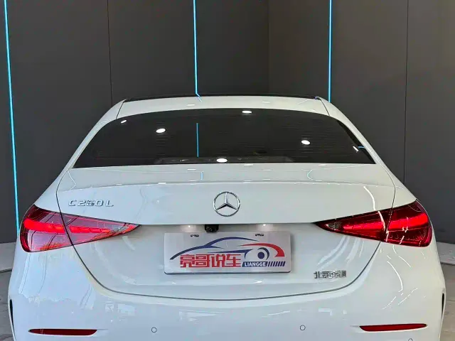 Mercedes-Benz C-Class — Фото автомобиля 7