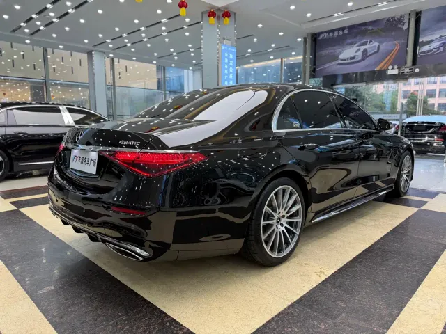 Mercedes-Benz S-Class — Фото автомобиля 28