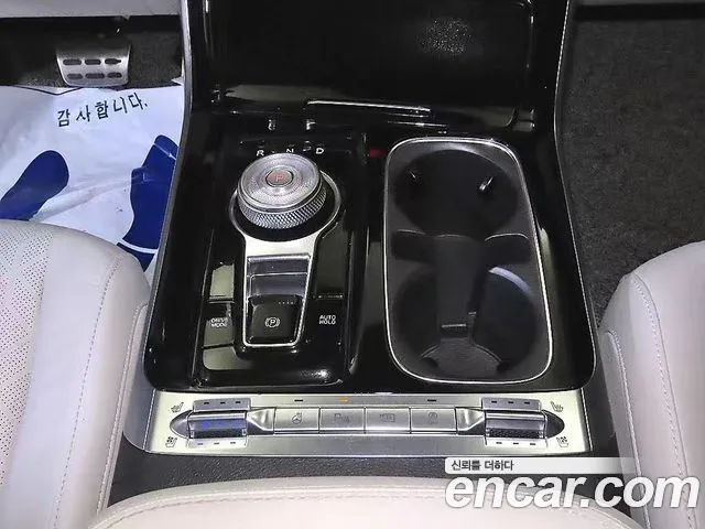 Kia Carnival 4th Gen — Фото автомобиля 9