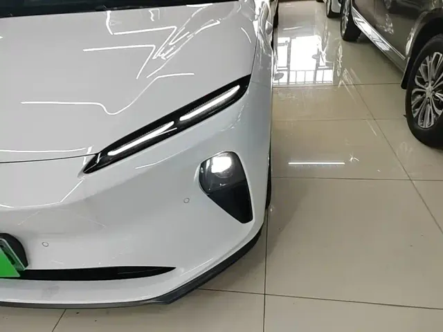 Nio ET5 — Фото автомобиля 17