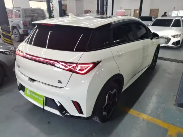 BYD Dolphin — Фото автомобиля 6