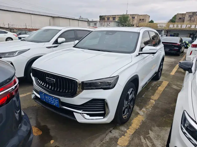 Фотография автомобиля — Geely Xingyue L