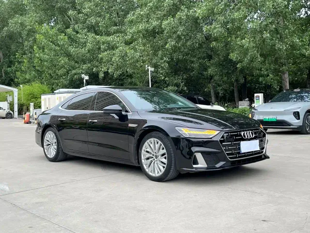 Audi A7L — Фото автомобиля 6