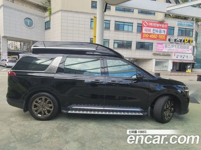Kia Carnival — Фото автомобиля 4
