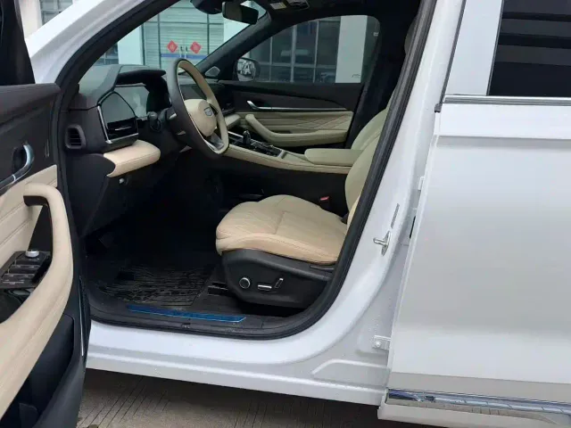 Geely Xingyue L — Фото автомобиля 15
