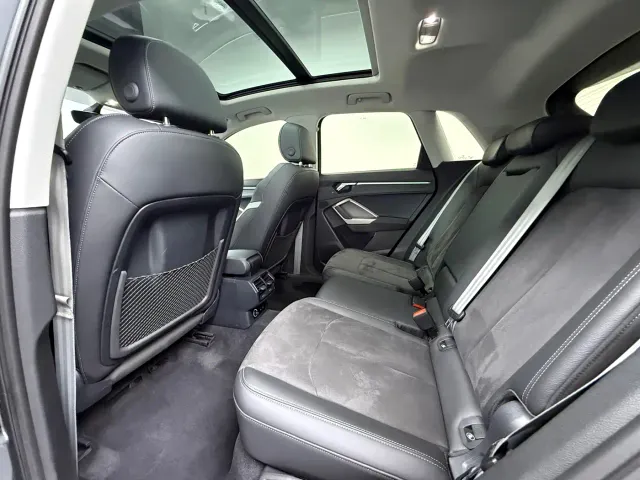 Audi Q3 — Фото автомобиля 11