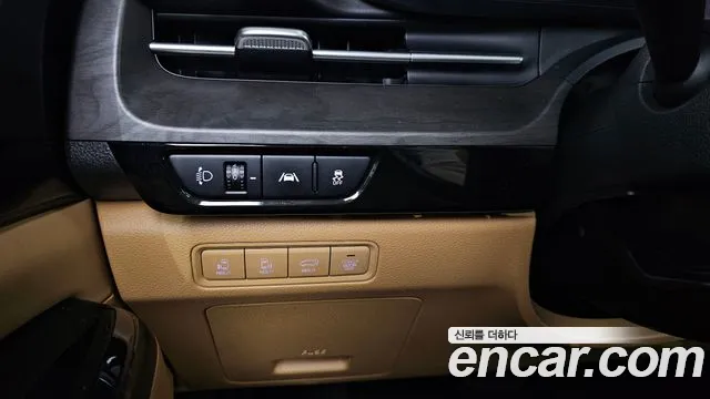 Kia Carnival 4th Gen — Фото автомобиля 22