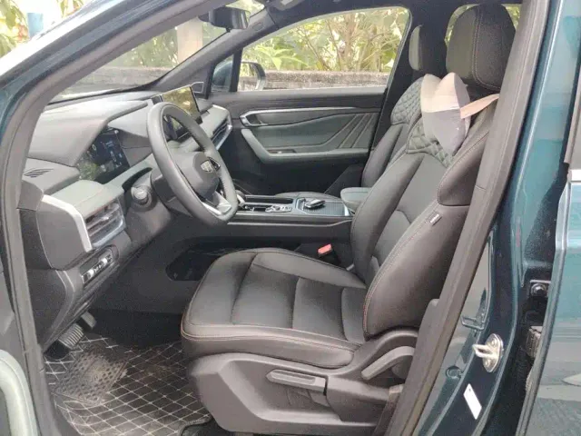 Geely Haoyue L — Фото автомобиля 8