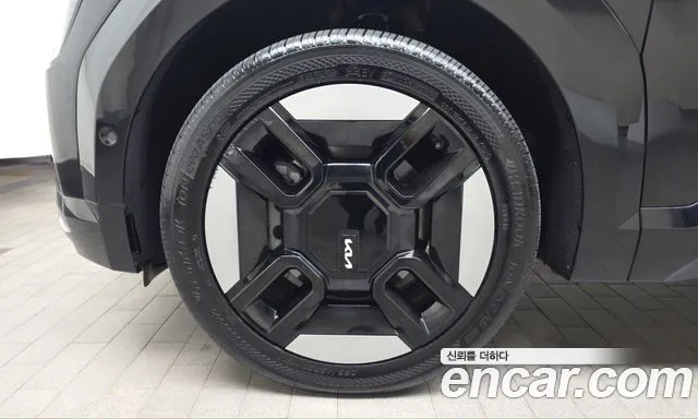 Kia EV9 — Фото автомобиля 5