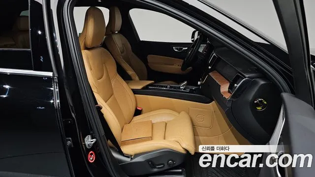 Volvo XC60 2nd Gen — Фото автомобиля 16