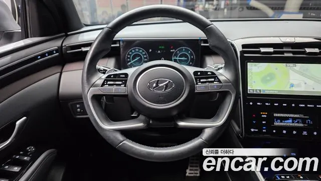 Hyundai Tucson Tucson (NX4) Дизель 2.0 2WD — Фото автомобиля 13