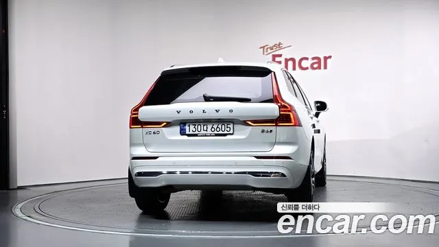 Volvo XC60 Generation 2 — Фото автомобиля 4