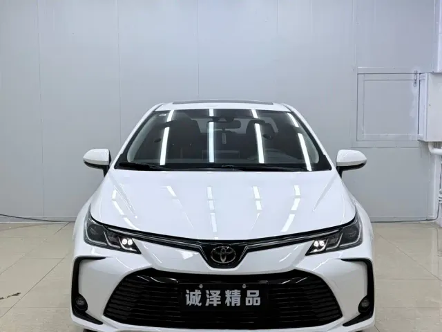 Toyota Corolla — Фото автомобиля 2