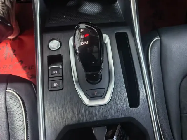 Haval H6 — Фото автомобиля 13