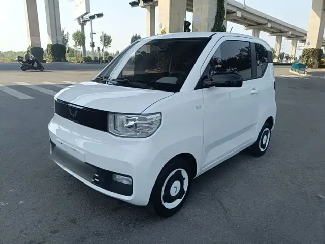 Фотография автомобиля — Wuling Hongguang Mini EV