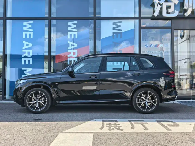BMW X5 — Фото автомобиля 3