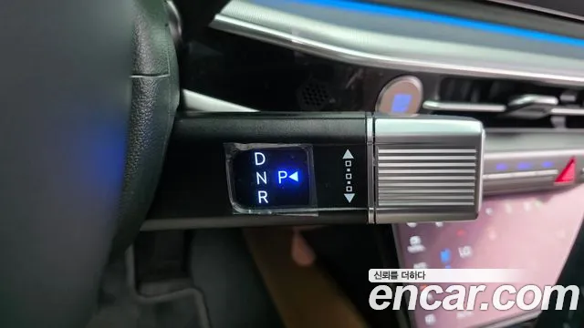 Hyundai Grandeur GN7 — Фото автомобиля 12