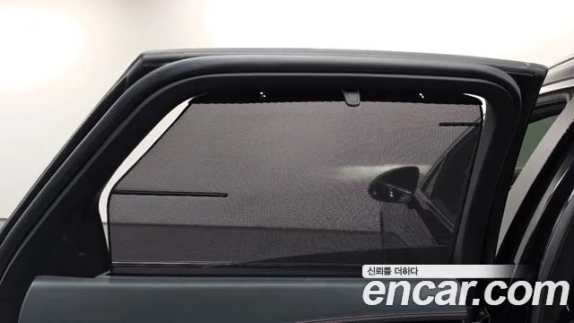 Genesis GV70 — Фото автомобиля 25