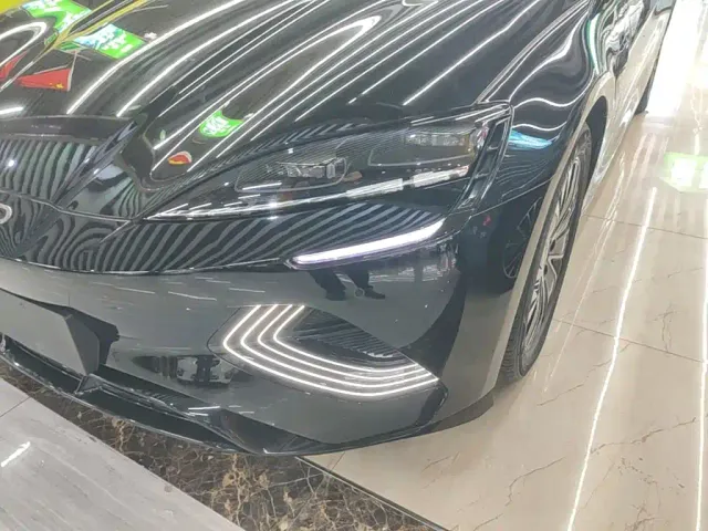 BYD Seal — Фото автомобиля 23