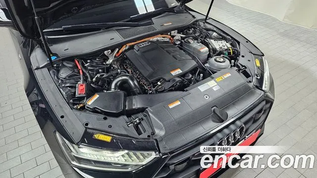 Audi A7 4K — Фото автомобиля 9