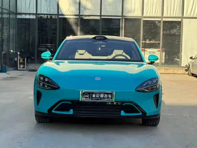 Xiaomi SU7 — Фото автомобиля 2