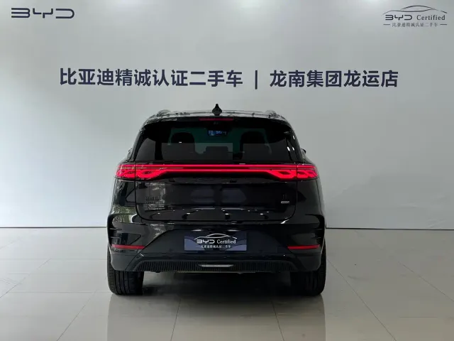 BYD Tang — Фото автомобиля 5