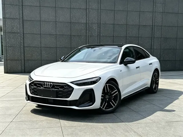 Фотография автомобиля — Audi A5L