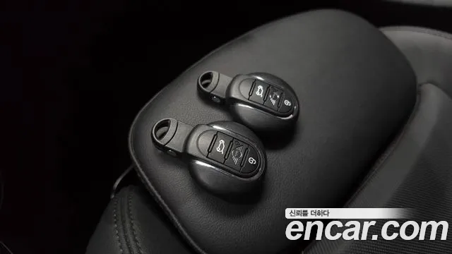 MINI Cooper — Фото автомобиля 23