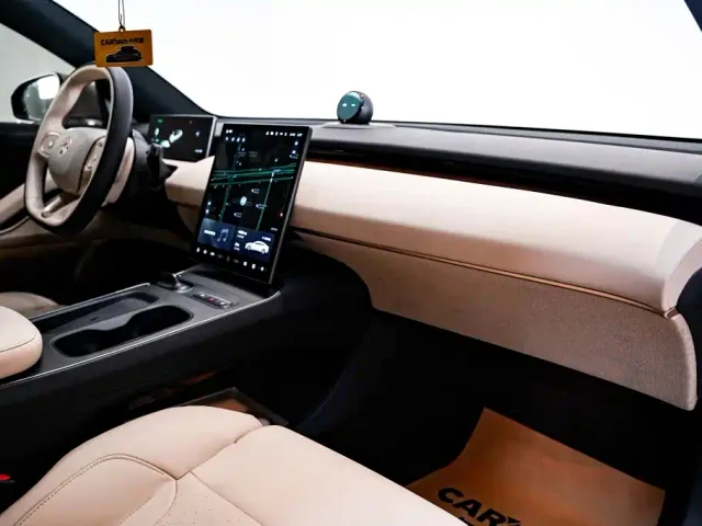Nio ET5 — Фото автомобиля 24