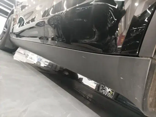 Tesla Model Y — Фото автомобиля 21