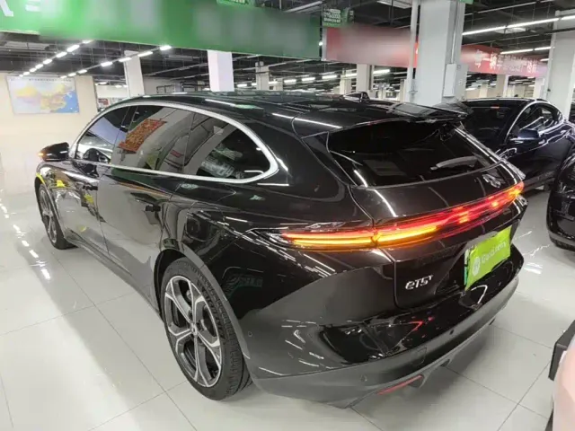Nio ET5 Touring — Фото автомобиля 4