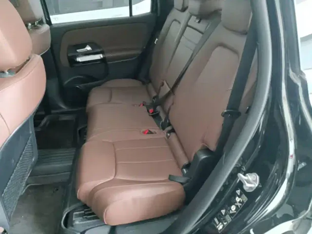 Mercedes-Benz GLB-Class — Фото автомобиля 16