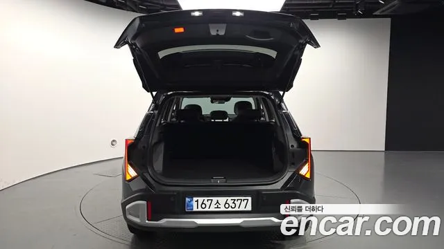 Kia Seltos Seltos 2 поколение Бензин 1.6T 2WD — Фото автомобиля 20