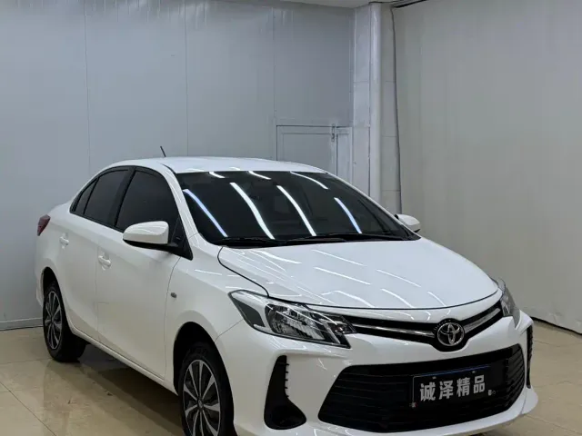 Toyota Vios — Фото автомобиля 3