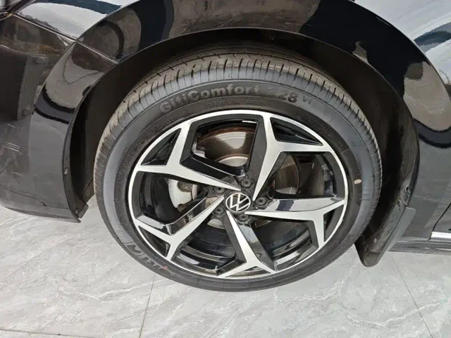 Volkswagen Passat — Фото автомобиля 22