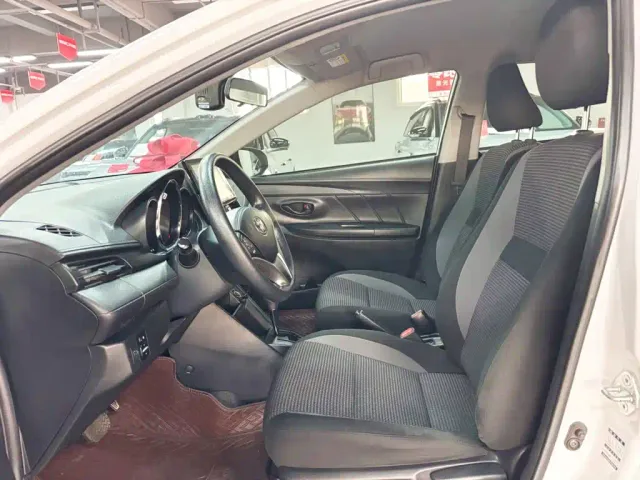 Toyota Vios — Фото автомобиля 15