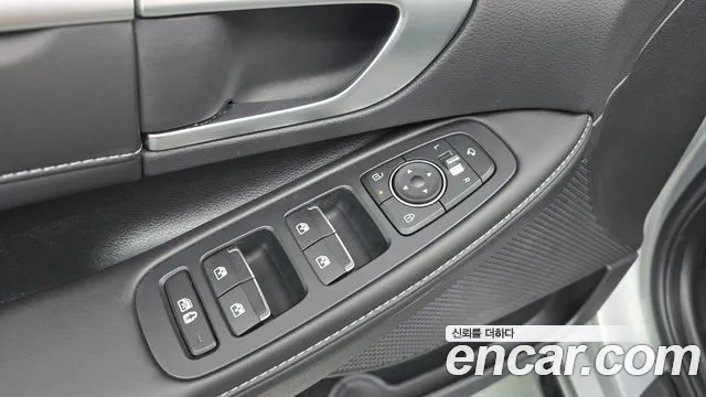 Hyundai Sonata — Фото автомобиля 29