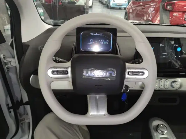 Changan Lumin — Фото автомобиля 10